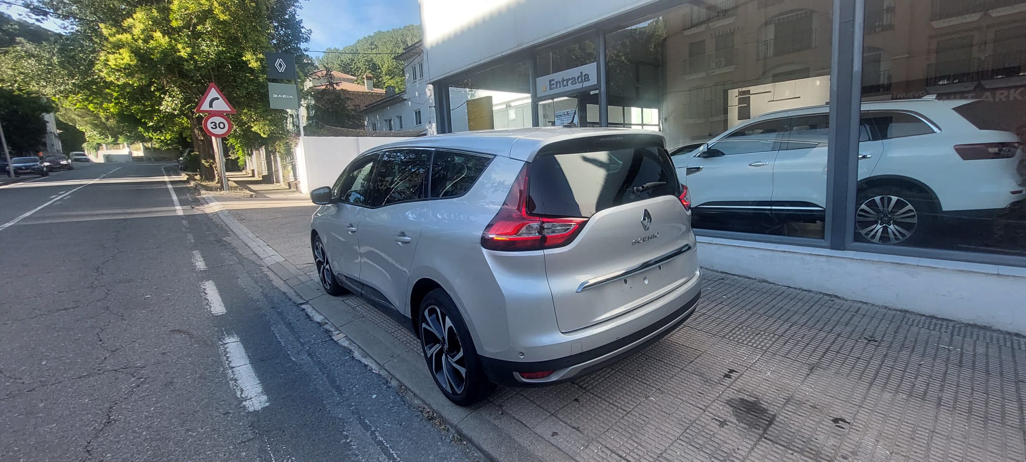 Renault Grand Scenic 1.7 dci 120cv foto 5